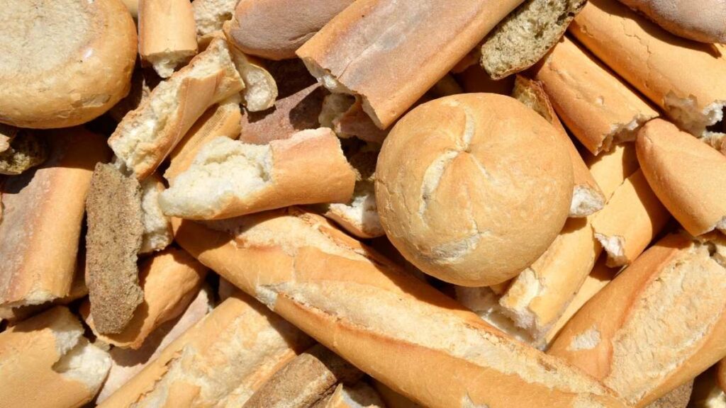 Qué Hacer con Pan Duro: Receta Italiana Rápida y Deliciosa 1 Qué Hacer con Pan Duro: Receta Italiana Rápida y Deliciosa