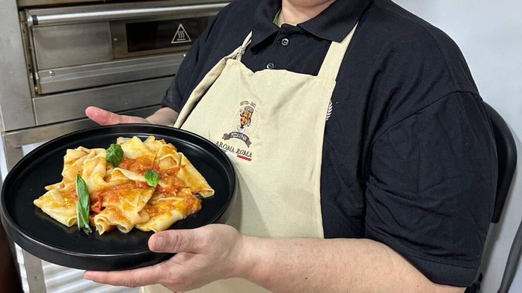 Pasta Fresca Casera solo con Harina y Agua: Receta Italiana Fácil y Económica 2 Pasta Fresca Casera solo con Harina y Agua: Receta Italiana Fácil y Económica