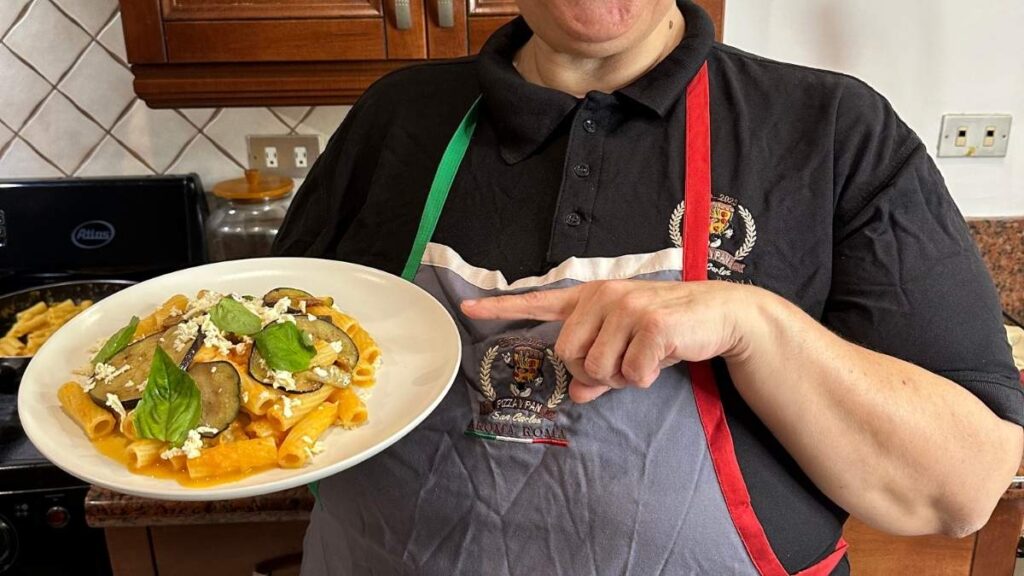 Pasta alla Norma Receta Tradicional Siciliana: Sabor Auténtico en Cada Bocado 2 Pasta alla Norma Receta Tradicional Siciliana: Sabor Auténtico en Cada Bocado