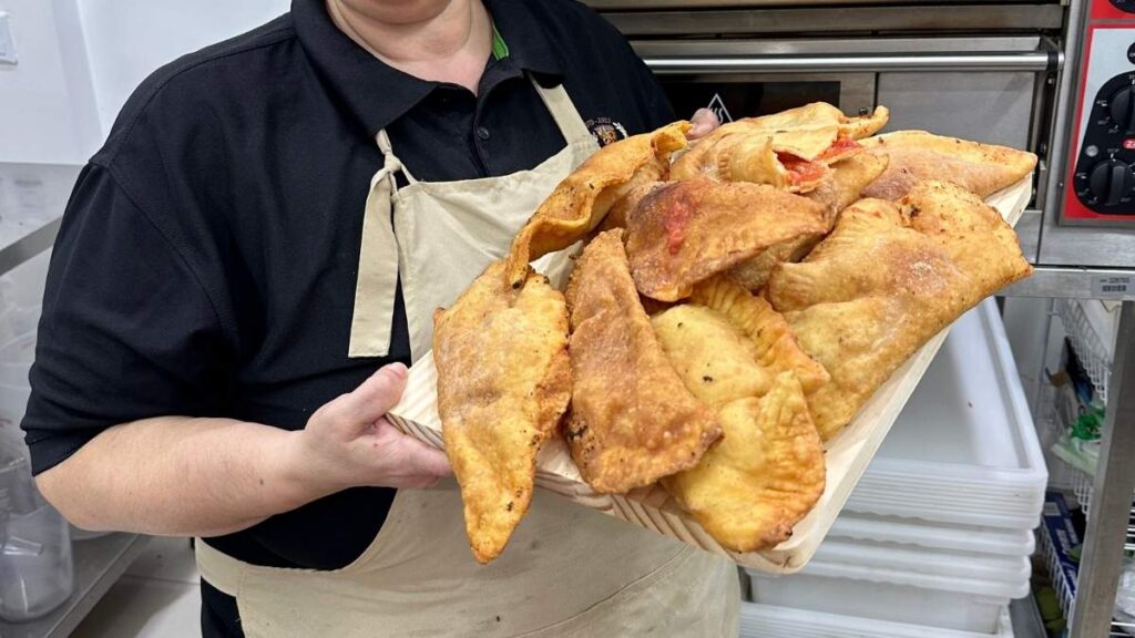 Panzerotti Italianos (panzerotto pugliese): Receta Casera 2 Panzerotti Italianos (panzerotto pugliese): Receta Casera