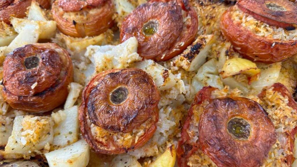 Tomates Rellenos de Arroz con Papas: Receta Italiana Perfecta
