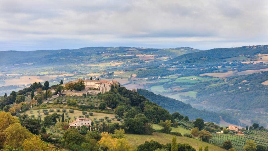 Pasta alla Norcina: Receta Italiana Cremosa de Umbría